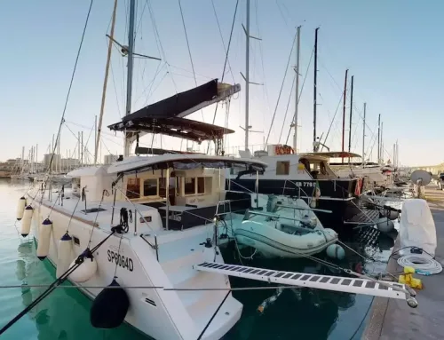 How to rent yacht charter without problems
