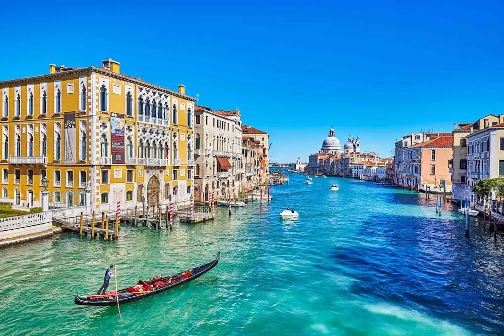 Why Choose Italy For A Catamaran Holiday 2
